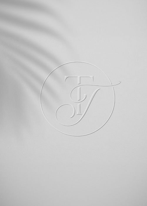 ig media album 18099449303075558 61b93354 Votre agence de communication familiale & engagée Kezacréation Votre marque porte votre mission, votre histoire. Elle crée du lien. Pour attirer vos clients de cœur, elle doit être visible. Mais pas à n’importe quel prix. Être reconnue, oui. Mais le branding sans âme, non merci. Chez KezaCréation, nous plantons les graines d’une identité durable pour les marques ambitieuses. Celles qu’on reconnaît. Celles qu’on ressent.