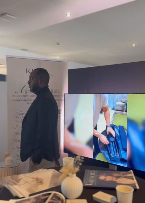 ig media video 18089245069952688 830fd400 Votre agence de communication familiale & engagée Kezacréation Votre marque porte votre mission, votre histoire. Elle crée du lien. Pour attirer vos clients de cœur, elle doit être visible. Mais pas à n’importe quel prix. Être reconnue, oui. Mais le branding sans âme, non merci. Chez KezaCréation, nous plantons les graines d’une identité durable pour les marques ambitieuses. Celles qu’on reconnaît. Celles qu’on ressent.