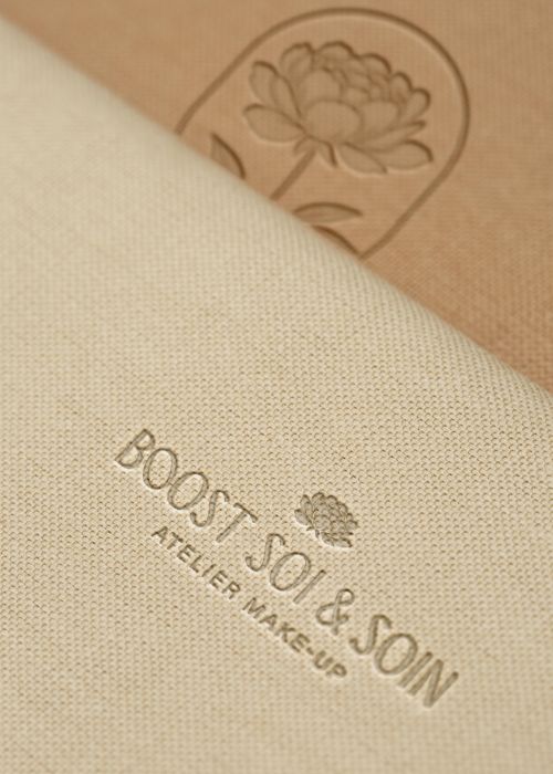 ig media video 18086539304170276 e08a8376 Votre agence de communication familiale & engagée Kezacréation Votre marque porte votre mission, votre histoire. Elle crée du lien. Pour attirer vos clients de cœur, elle doit être visible. Mais pas à n’importe quel prix. Être reconnue, oui. Mais le branding sans âme, non merci. Chez KezaCréation, nous plantons les graines d’une identité durable pour les marques ambitieuses. Celles qu’on reconnaît. Celles qu’on ressent.